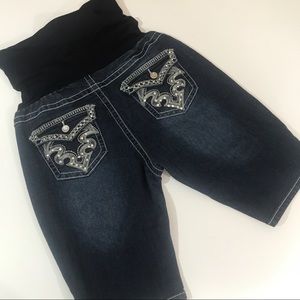 Denim Diva maternity Bermuda short size XL